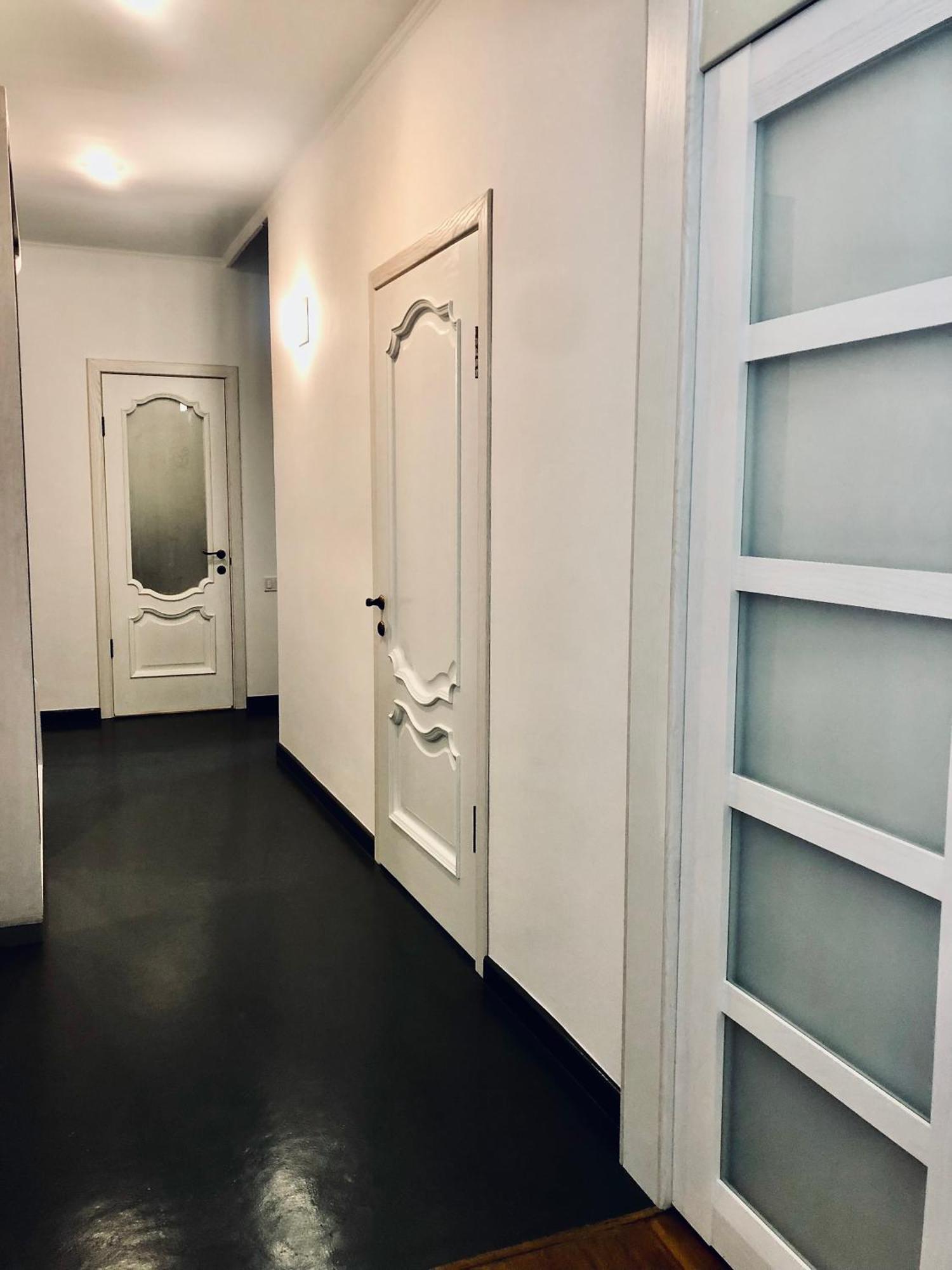 Apartment On Skorykovskyi Lane 4 Днепър Екстериор снимка