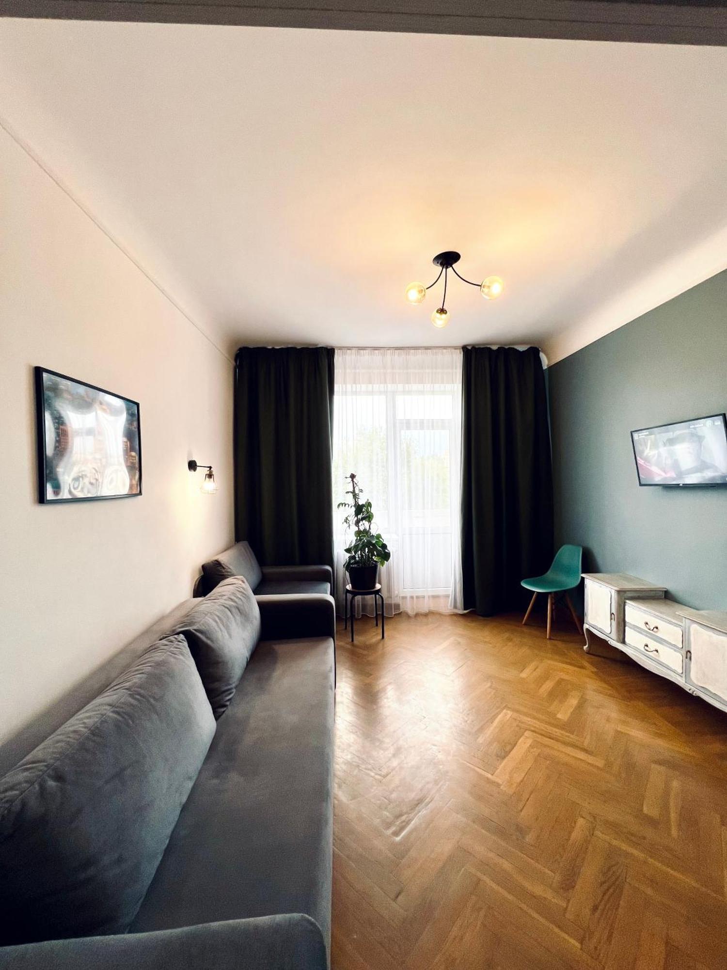 Apartment On Skorykovskyi Lane 4 Днепър Екстериор снимка