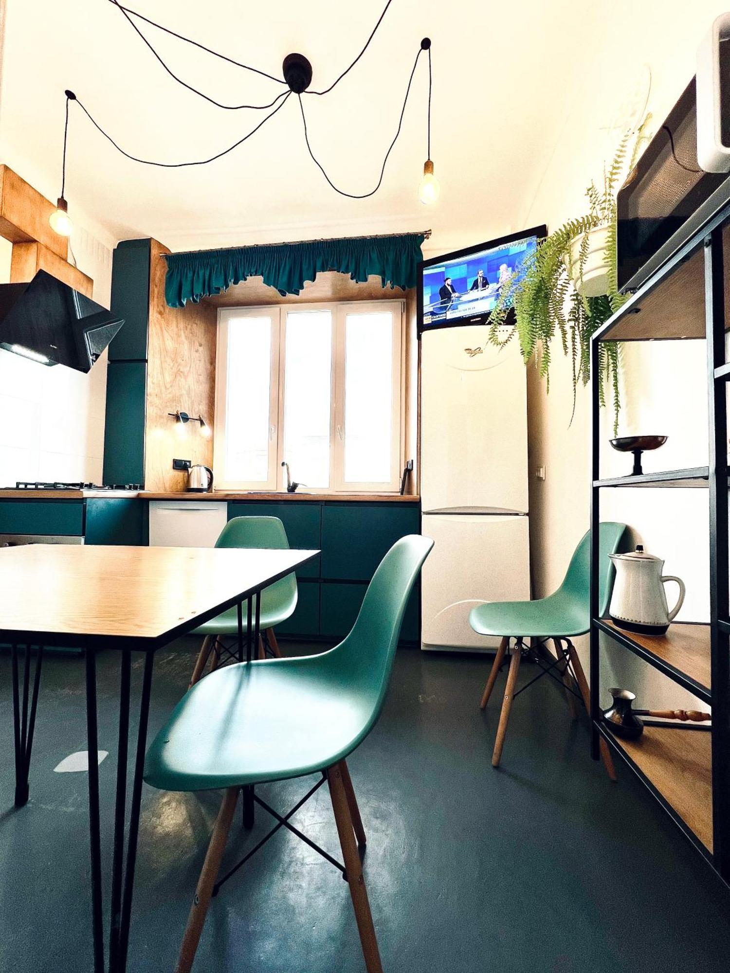 Apartment On Skorykovskyi Lane 4 Днепър Екстериор снимка