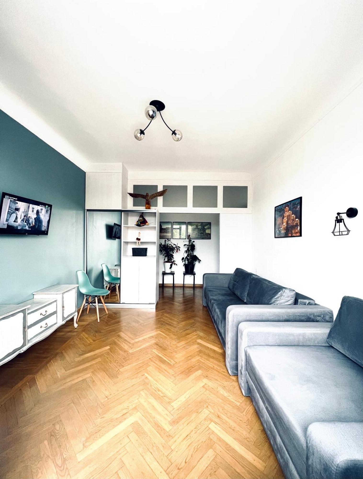 Apartment On Skorykovskyi Lane 4 Днепър Екстериор снимка