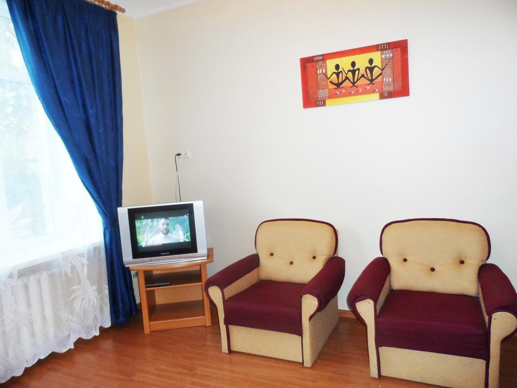 Apartment On Skorykovskyi Lane 4 Днепър Екстериор снимка